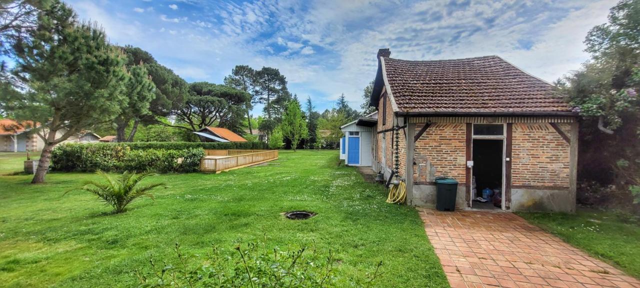 Charmante Maison Dans Les Landes X 10 Avec Piscine Et Salle D Escalade Lue Exteriör bild