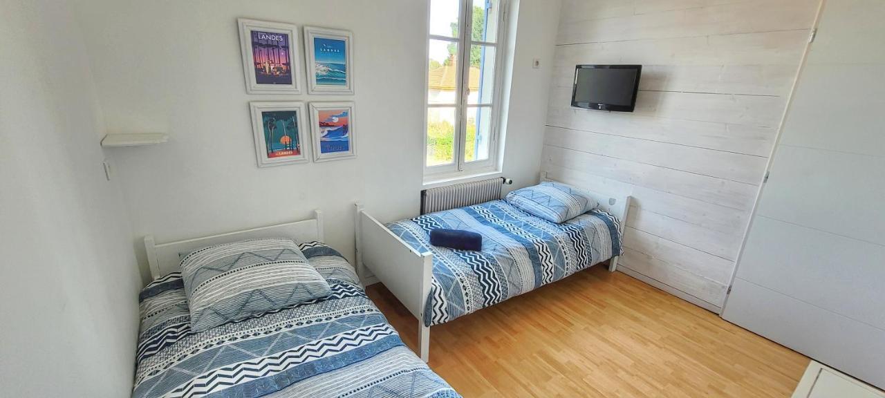 Charmante Maison Dans Les Landes X 10 Avec Piscine Et Salle D Escalade Lue Exteriör bild